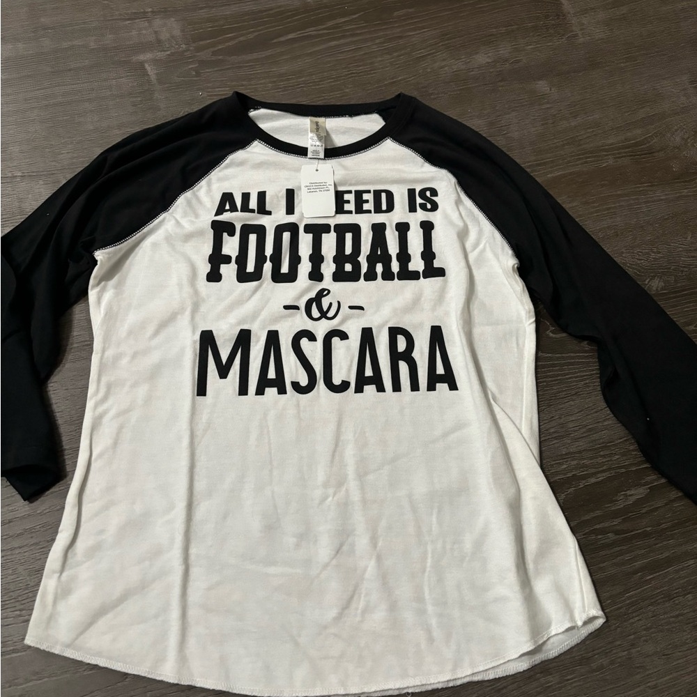 Three quarter sleeve shirt